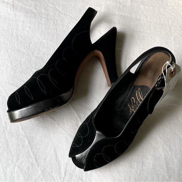 Vintage Shoes - 1940s black slingback platforms